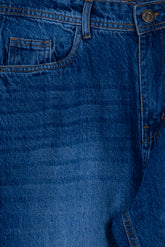 Classic Mid-Wash Straight Jean